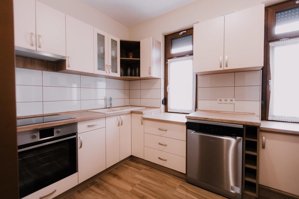 Nemeth Apartmanhazak Морахалом Экстерьер фото