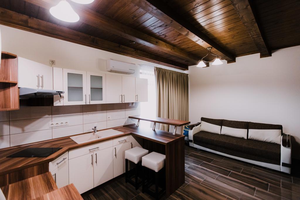 Nemeth Apartmanhazak Морахалом Экстерьер фото
